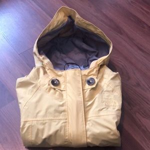 🛍️4/$20🛍️ The North Face lightweight shell Rain Jacket